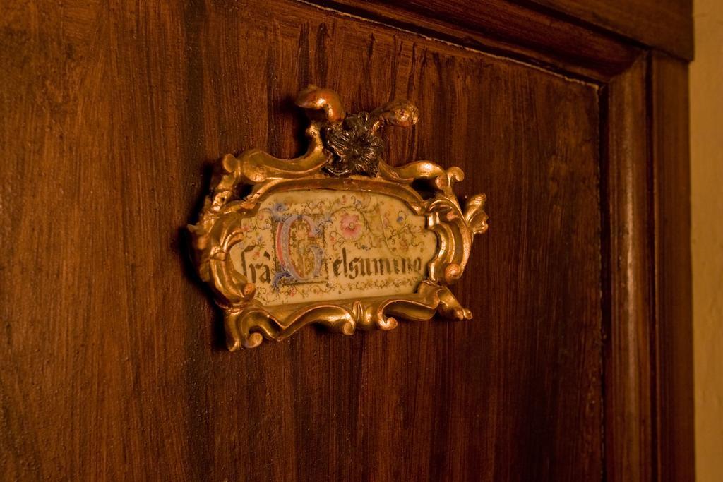 Residenza D'Epoca Eremo Delle Grazie Hotel Monteluco Ruang foto