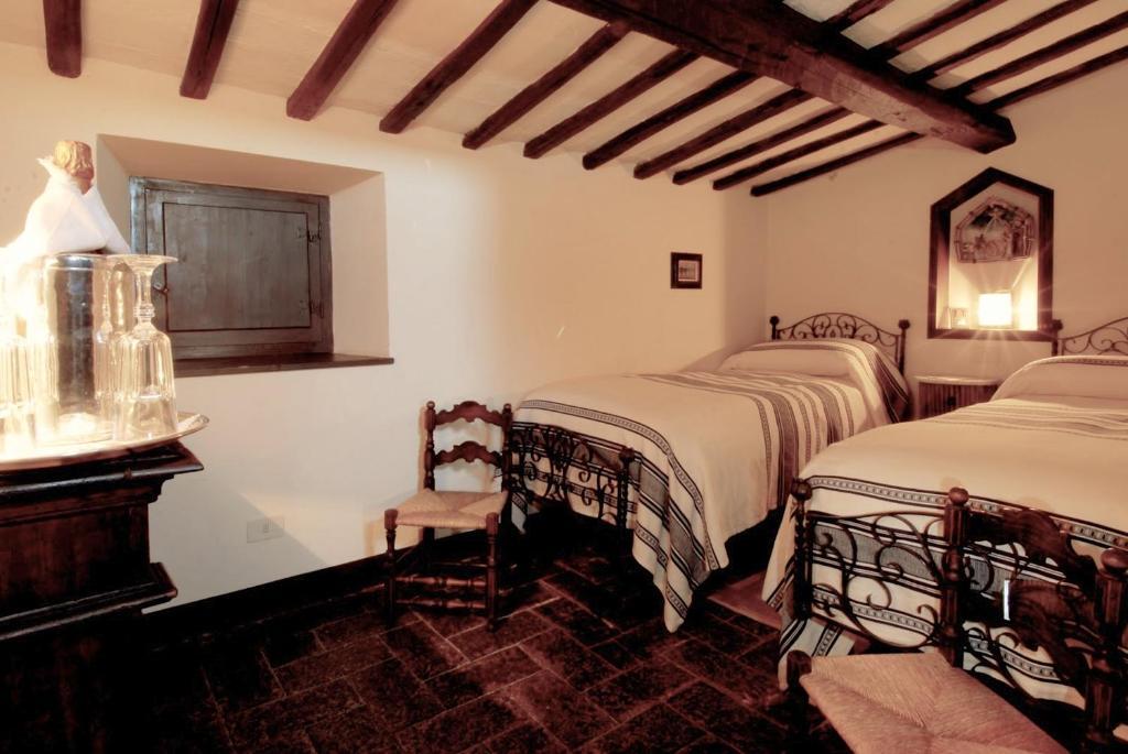 Residenza D'Epoca Eremo Delle Grazie Hotel Monteluco Ruang foto